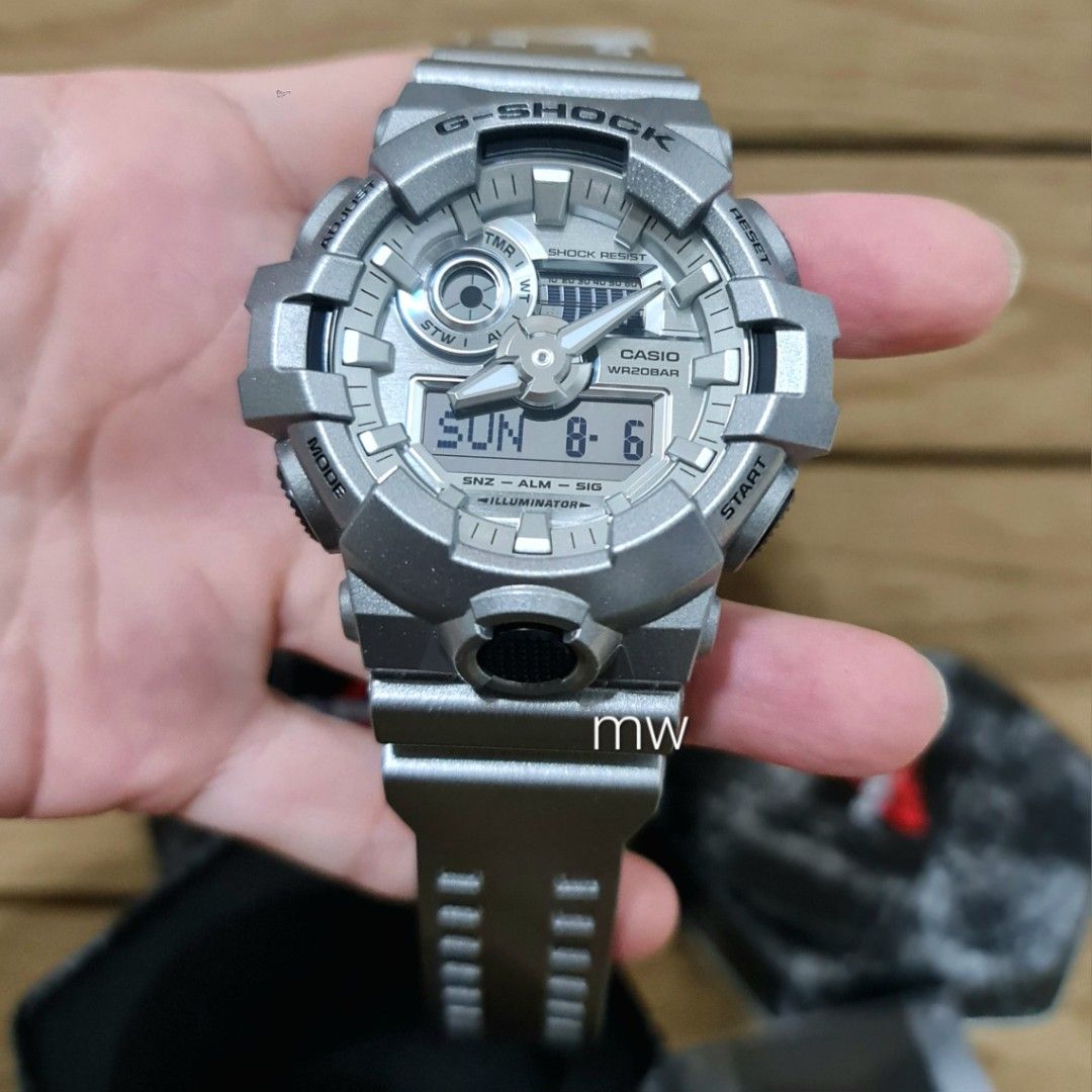 genuine Casio Men G Shock metallic silver iconic large cases ga700
