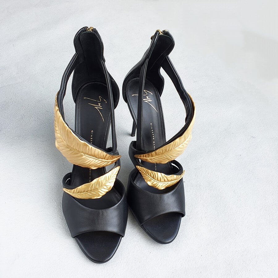 Giuseppe sales leaf heels