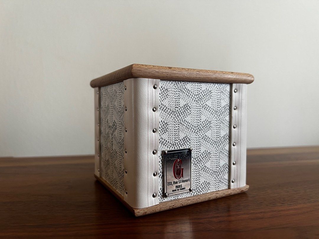 Goyard white candle holder
