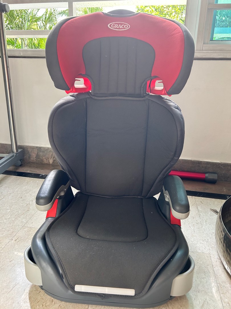 GRACO car seat with removable covers, Babies & Kids, Going Out, Car