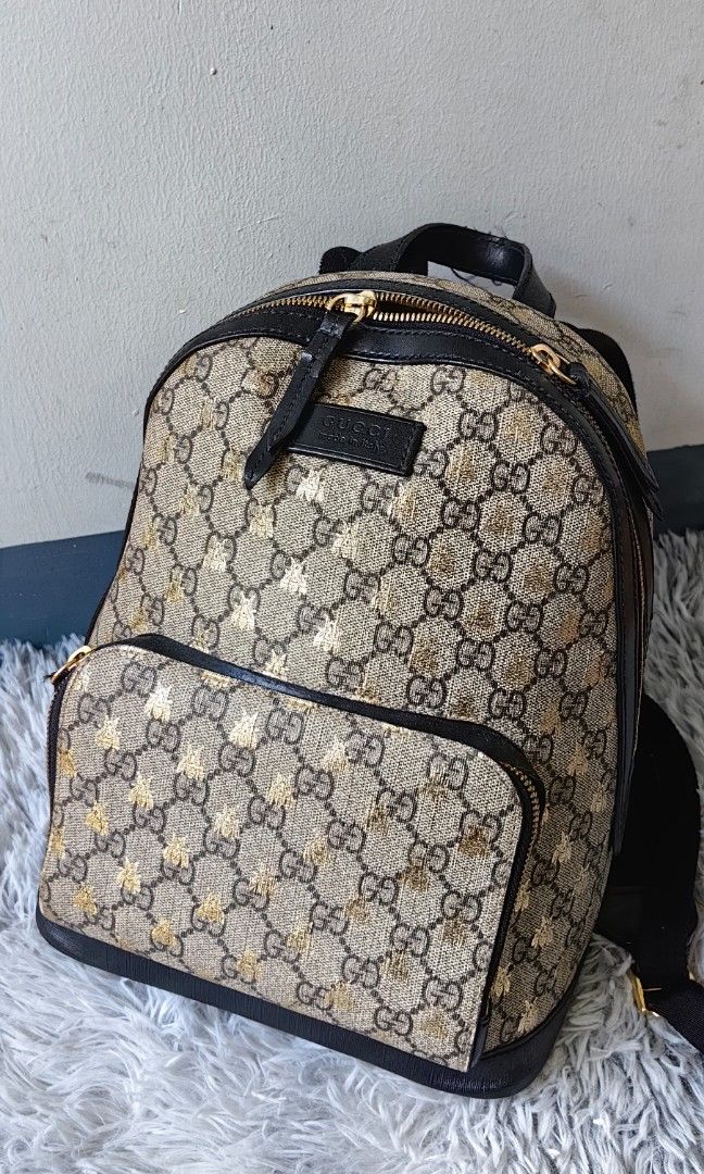Gucci Supreme Monogram Bees Backpack