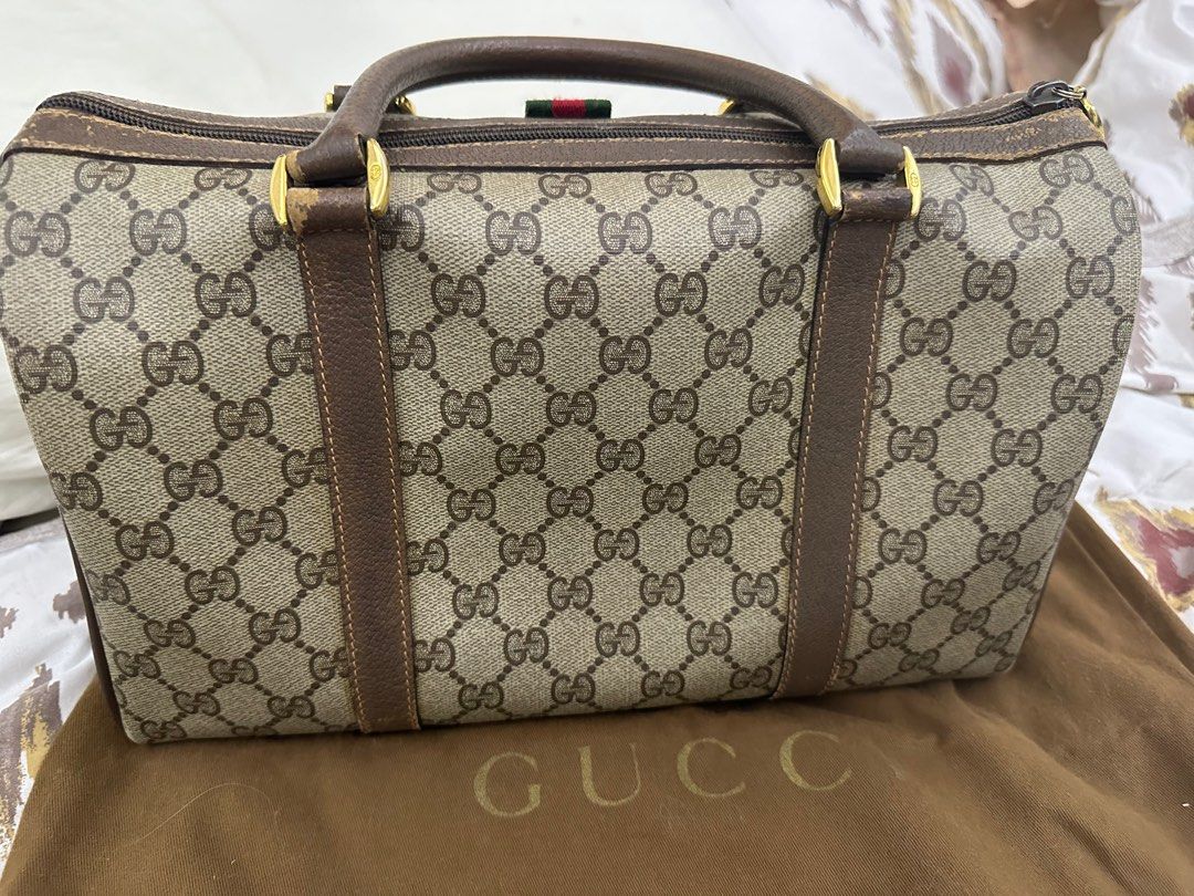 Gucci Vintage Boston Bag (Category: Luxury Bags & Wallets) located in Manila. Submitted by resasanmig (Listing ID 1247968153, Image 2). Description: Japan bought Vintage with Gucci dust bag.