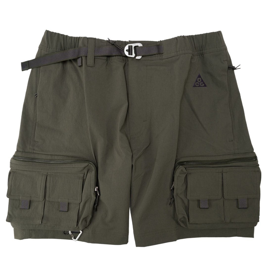 Nike acg cargo shorts hotsell