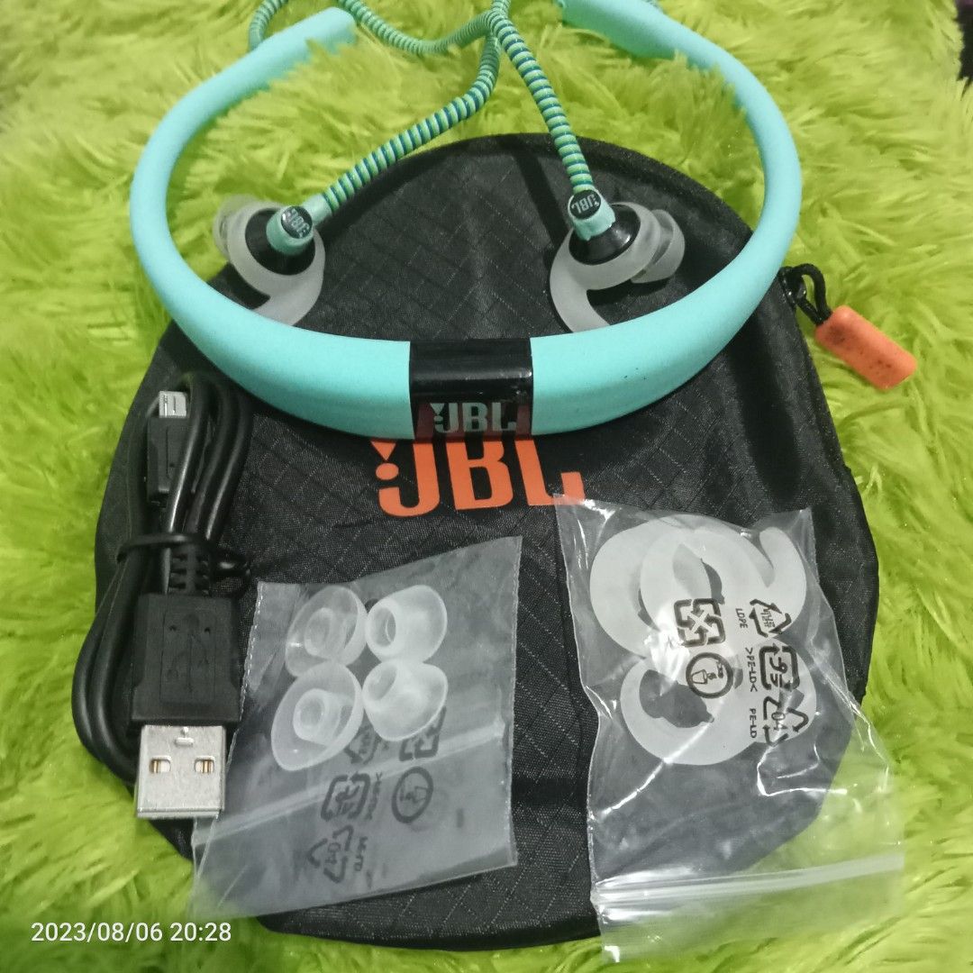 Jbl reflect fit audio Elektronik Audio di Carousell