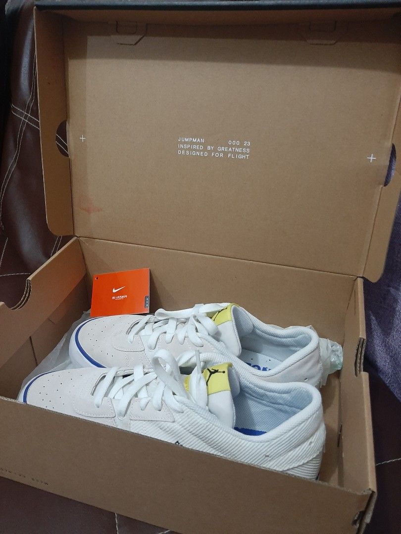 dear larry nike