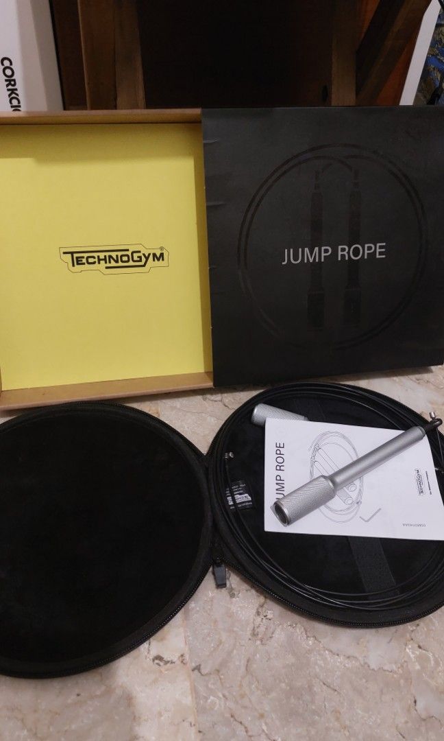 Jump rope skipping TECHNOGYM Olah Raga Perlengkapan Olahraga