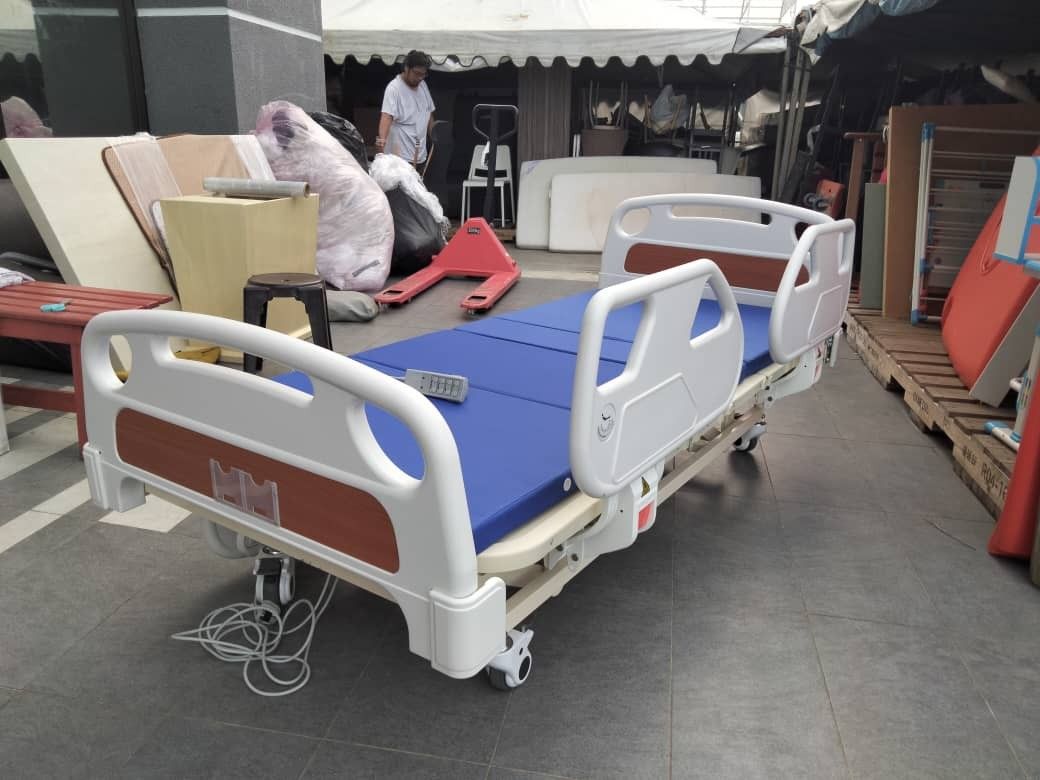 Katil Hospital Medical Bed Secondhand, Health & Nutrition, Medical