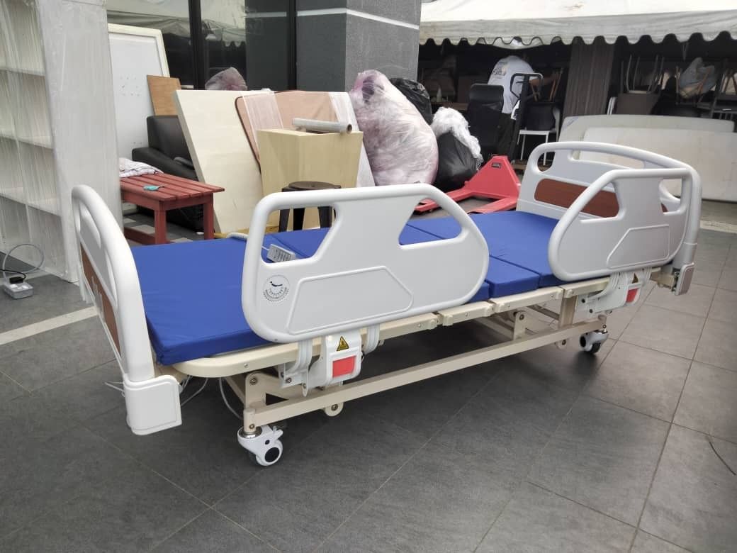 Katil Hospital Medical Bed Secondhand, Health & Nutrition, Medical