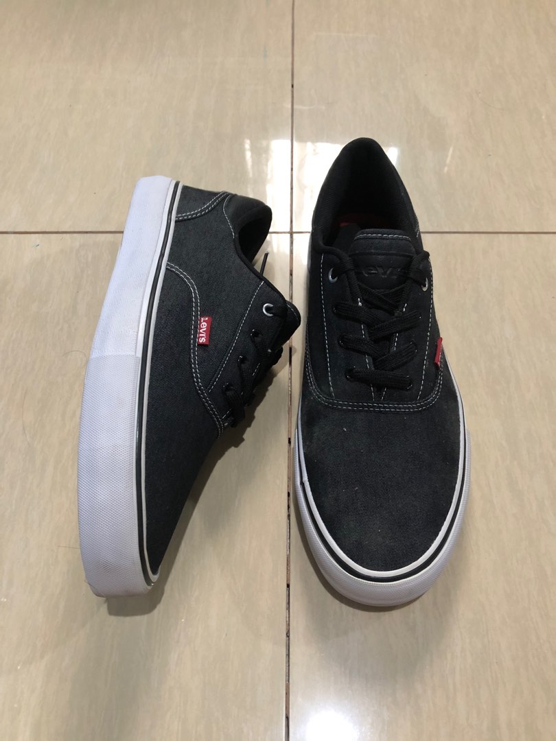 Levi's Shoes, Men's Fashion, Footwear, Sneakers on Carousell