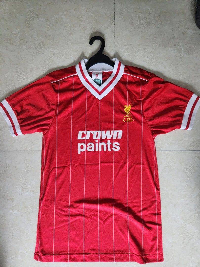 Liverpool 1982 Home Retro Kit, Men's Fashion, Activewear on Carousell