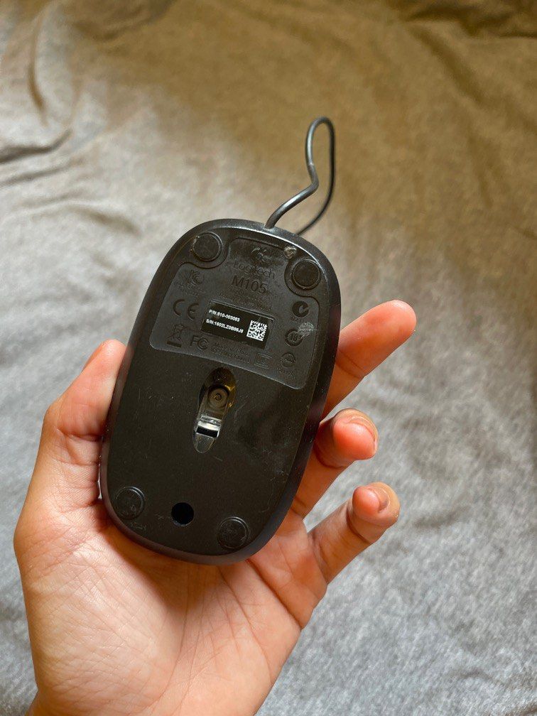 Logitech mouse with wire ✨ (Category: Computer Parts) located in Marikina City. Submitted by vintagebackyard (Listing ID 1247980105, Image 2). Description: .