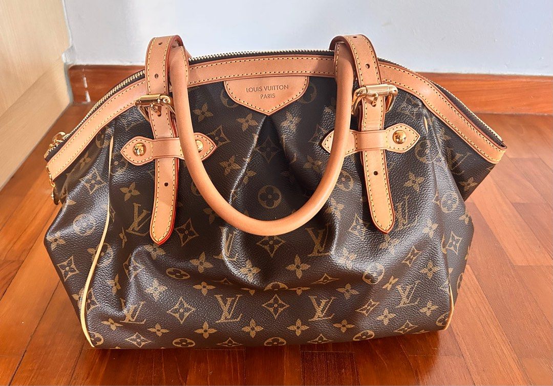 Authentic Louis Vuitton Tivoli - GM size, Women's Fashion, Bags & Wallets,  Shoulder Bags on Carousell