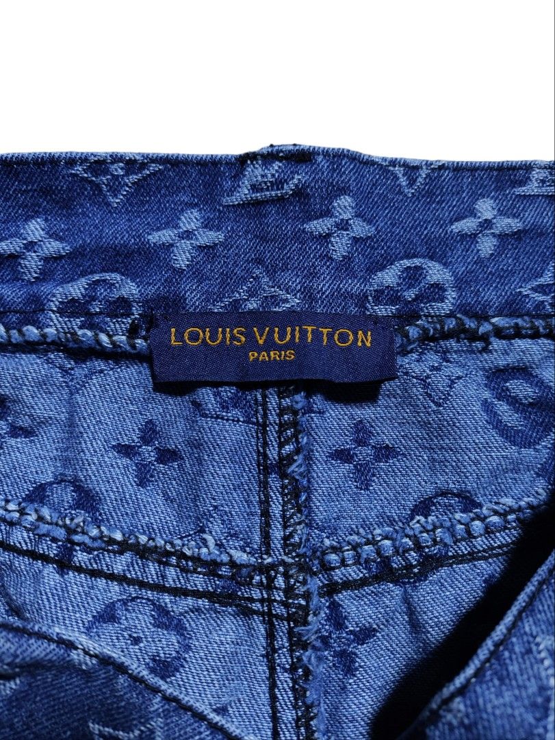 Louis Vuitton x Supreme Denim Shorts, Women's Fashion, Bottoms, Shorts on  Carousell