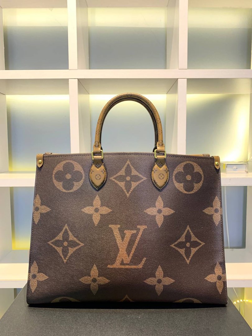 Louis Vuitton Giant Monogram Reverse On the Go GM. Made in France. Date  code: TR3159, Luxury, Bags & Wallets on Carousell