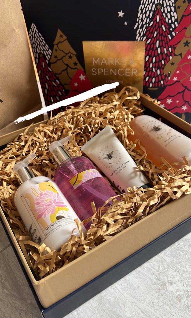 Mark & Spencer Gift Hampers on Carousell