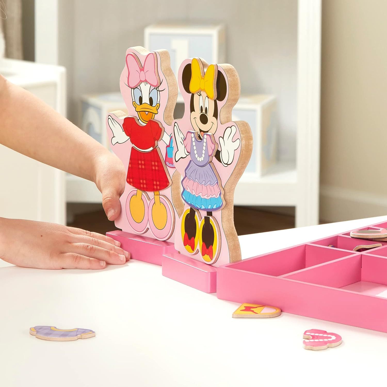 Melissa and doug minnie dress up top
