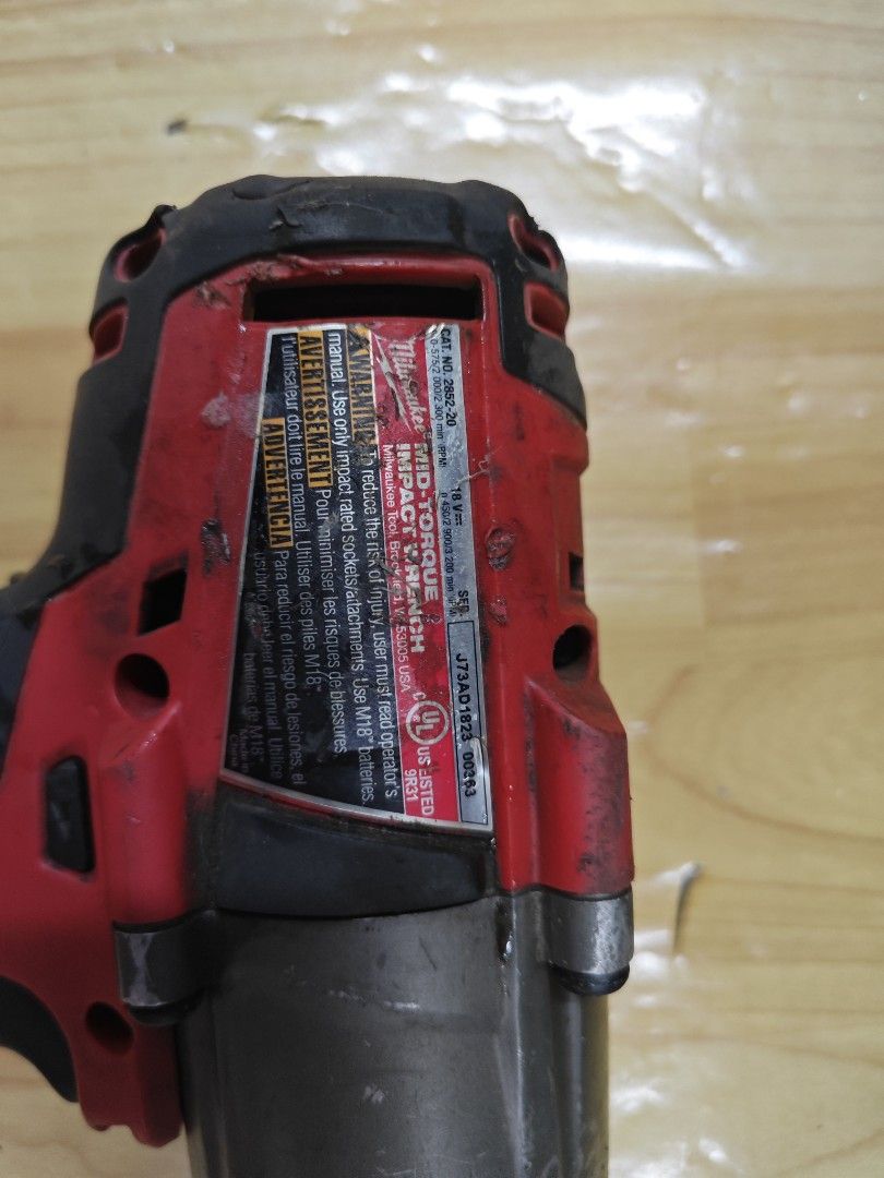 Milwaukee 2852 on sale