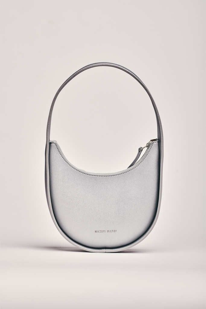 Nazifi Nasri Eggy bag (Silver), Women's Fashion, Bags & Wallets ...