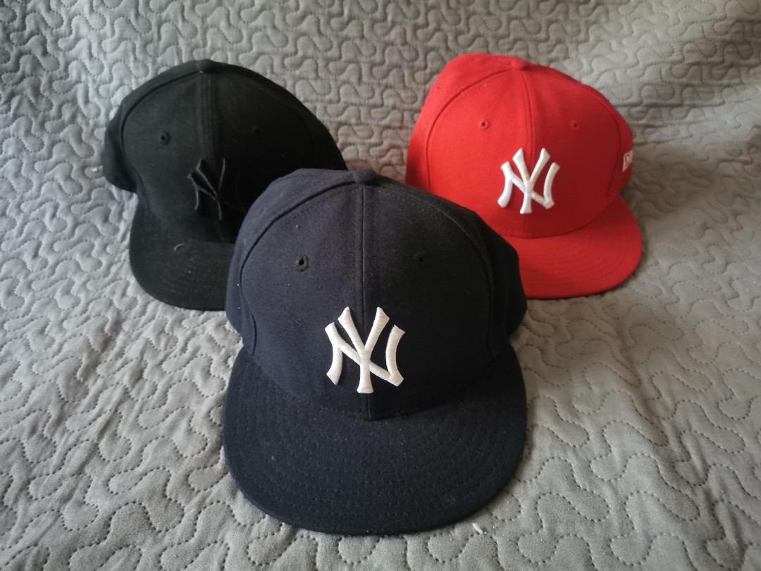New Era, Accessories, Red Yankees Hat Barely Used