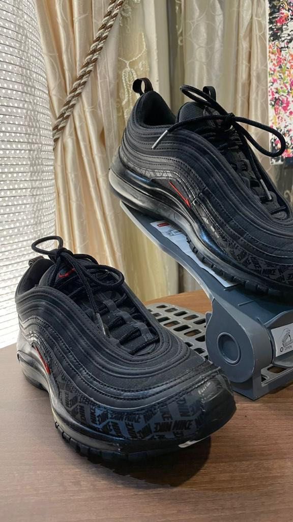 Nike air max 9 all over print top