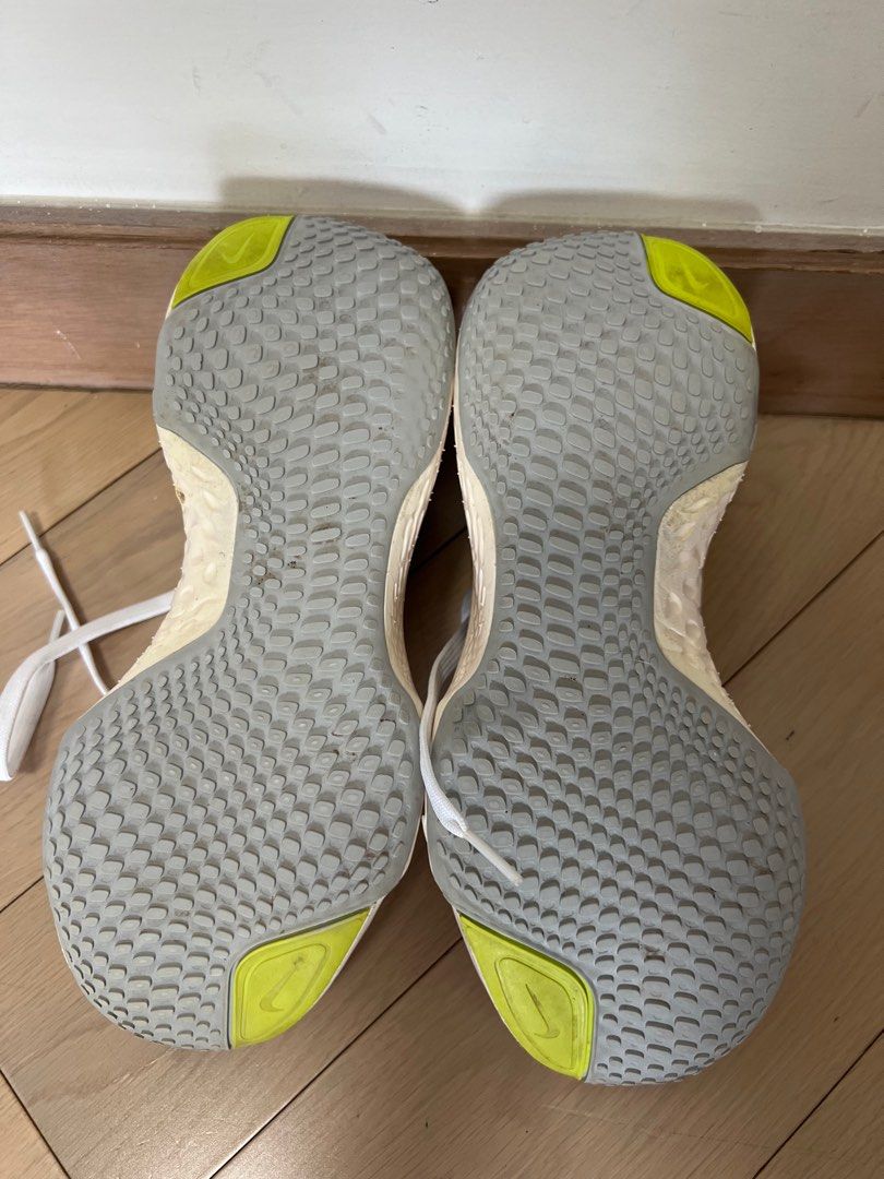Nike invincible running shoes EU42/US8.5, 男裝, 鞋, 波鞋 Carousell