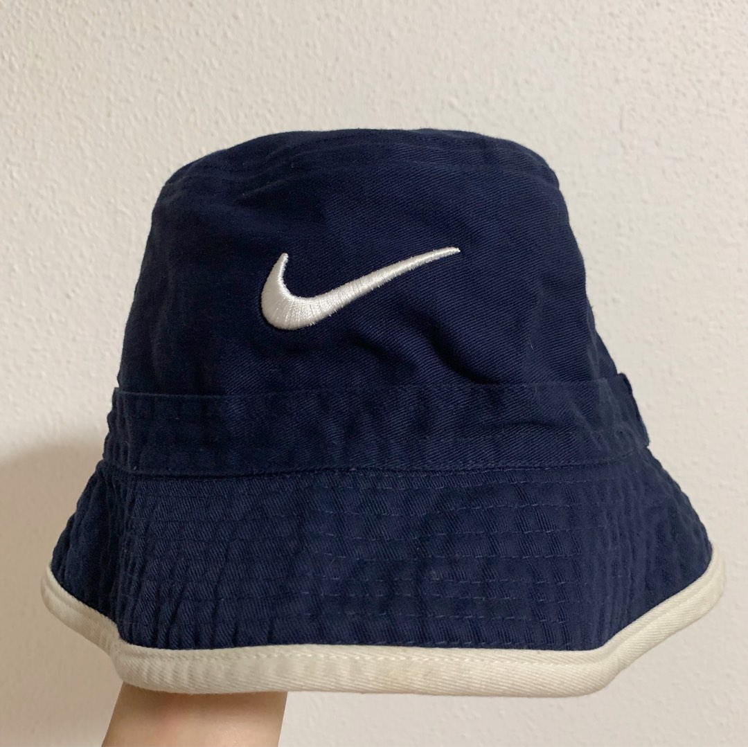 xl nike bucket hat
