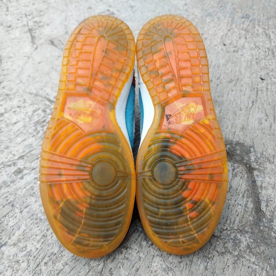 nike sb dunk high bloody gums