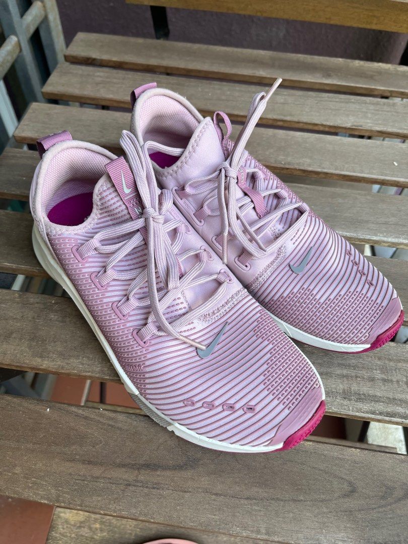 Nike air zoom elevate plum chalk hot sale