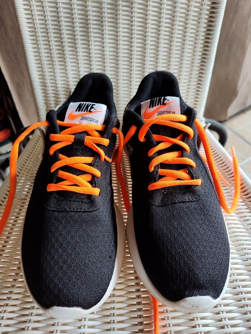 Nike tanjun 2024 x off white