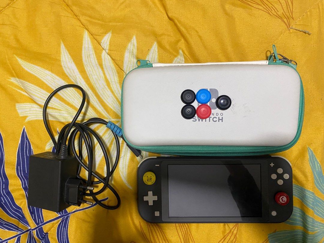 Nintendo Switch Lite Used Free Games Sd Card