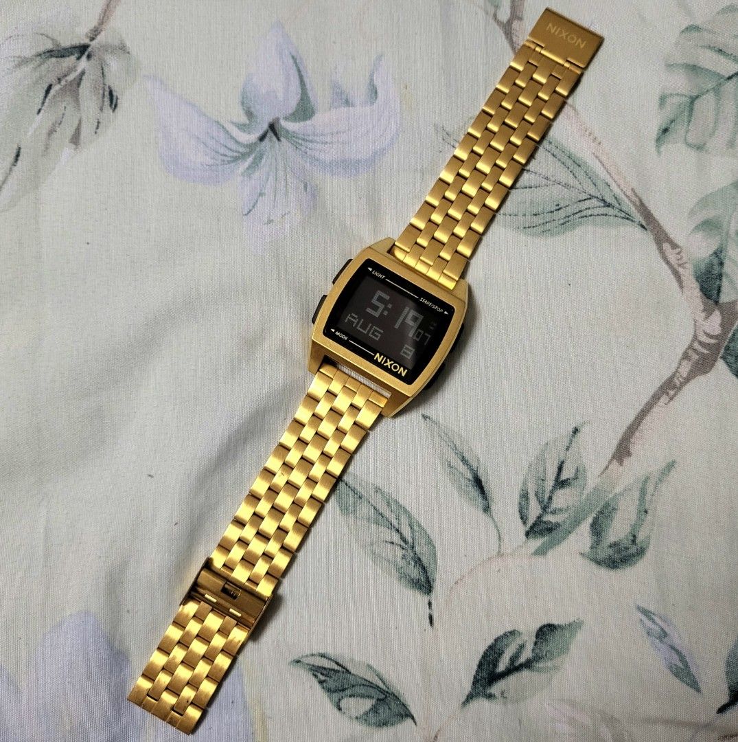 Nixon Home Base digital quartz watch. Gold black watch Men s