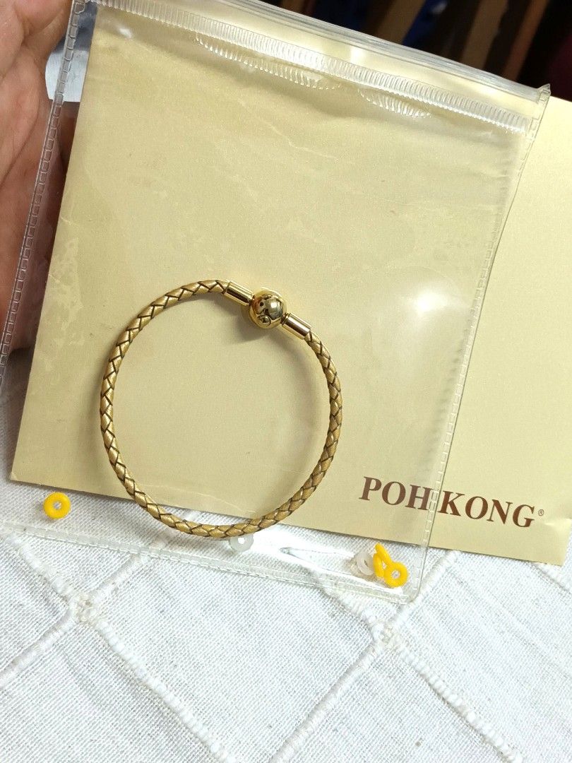 Poh kong hot sale leather bracelet