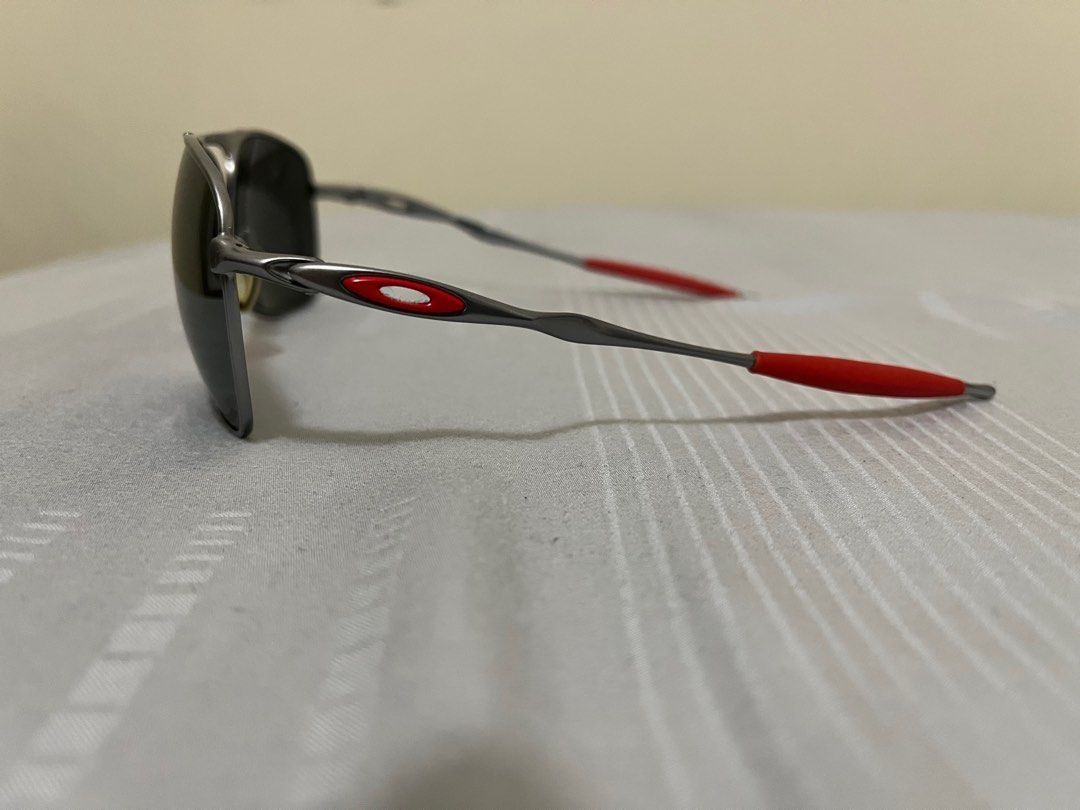 Oakley crosshair polarised on sale