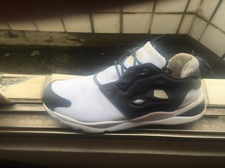 Reebok furylite 熊貓