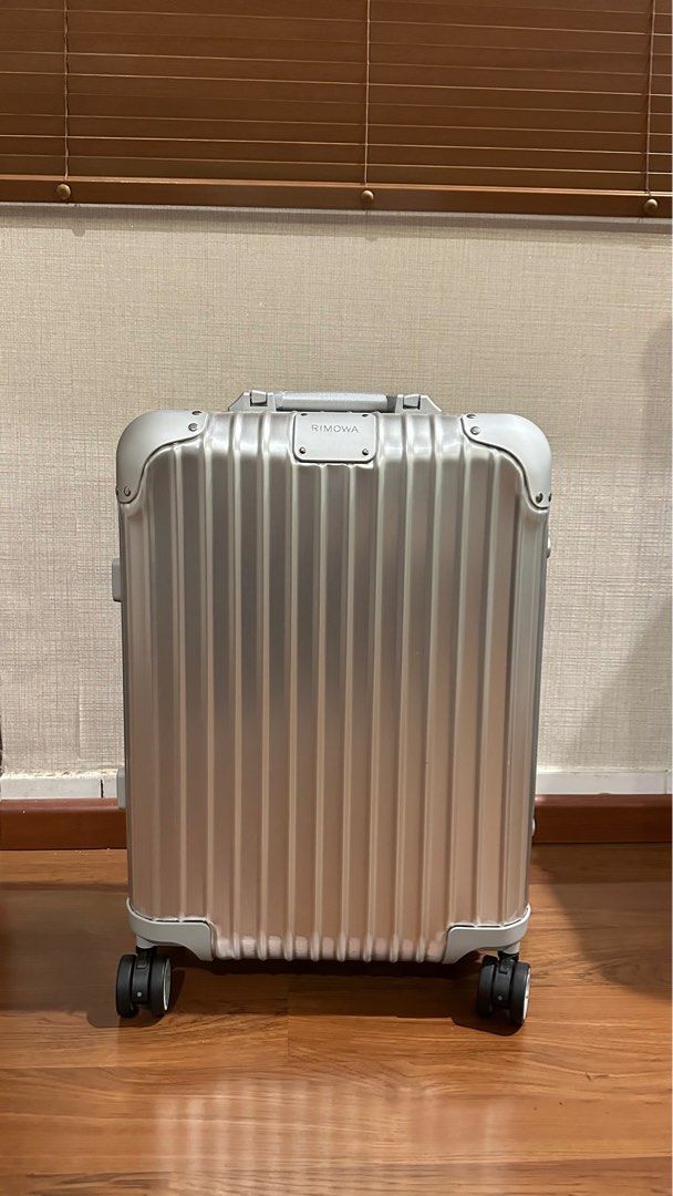 Rimowa Original Cabin S, Barang Mewah, Tas & Dompet di Carousell