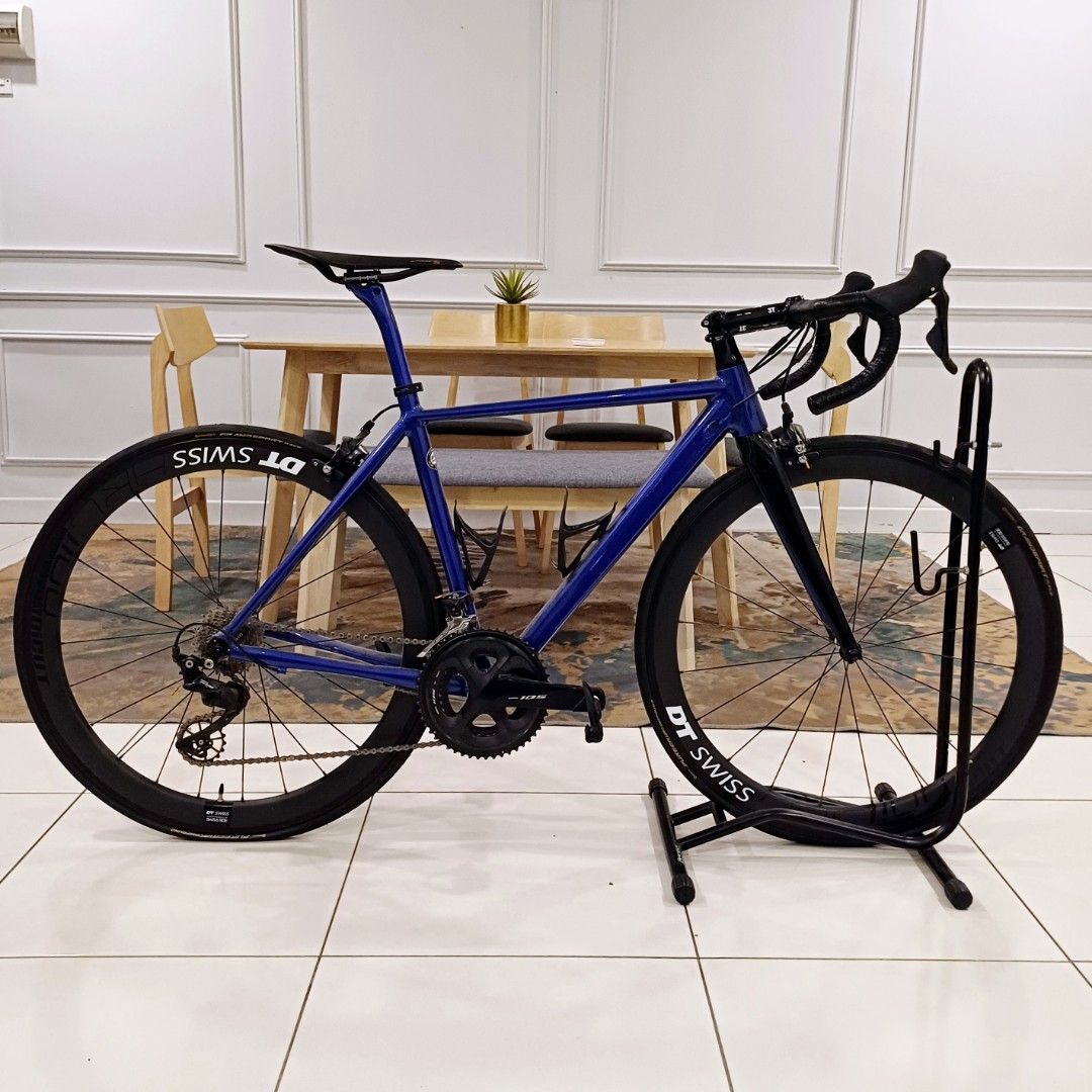 Road bike online carousell