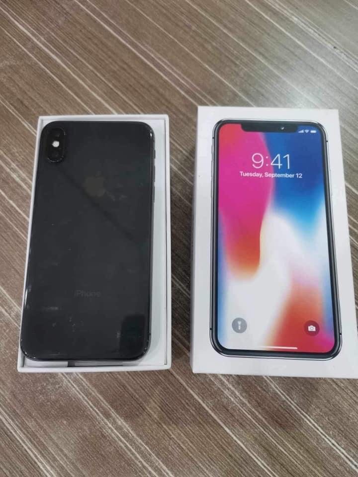 RUSH IPHONE X 64GB (Category: iPhone X Series) located in Mandaluyong City. Submitted by aliaxmadi (Listing ID 1247904098, Image 1). Description: RUSH‼️ iPhone X 64gb fu any sim 76% bh normal peak sobrang smoothh super linaw ng cam ios 16.6 already No truetone & face id, still in good condition!!❤️ Loc: Mandaluyong Open for swap sa may add lang‼️.