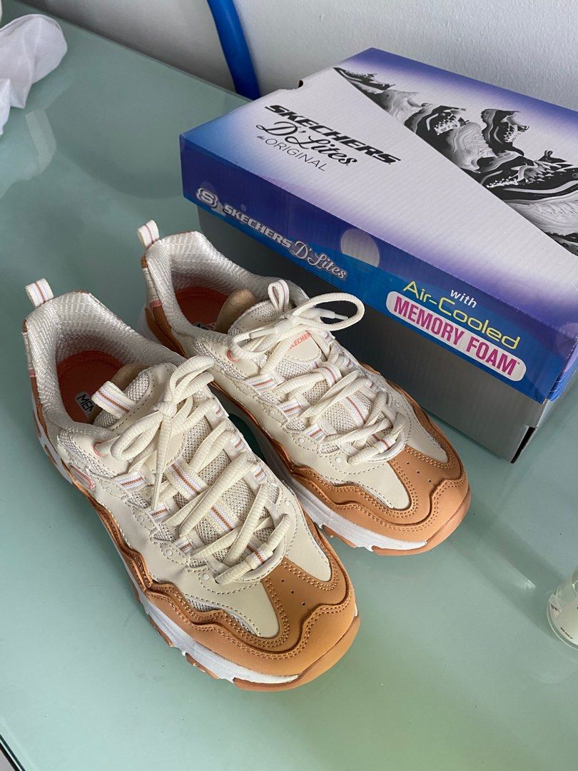 Skechers Women D Lites