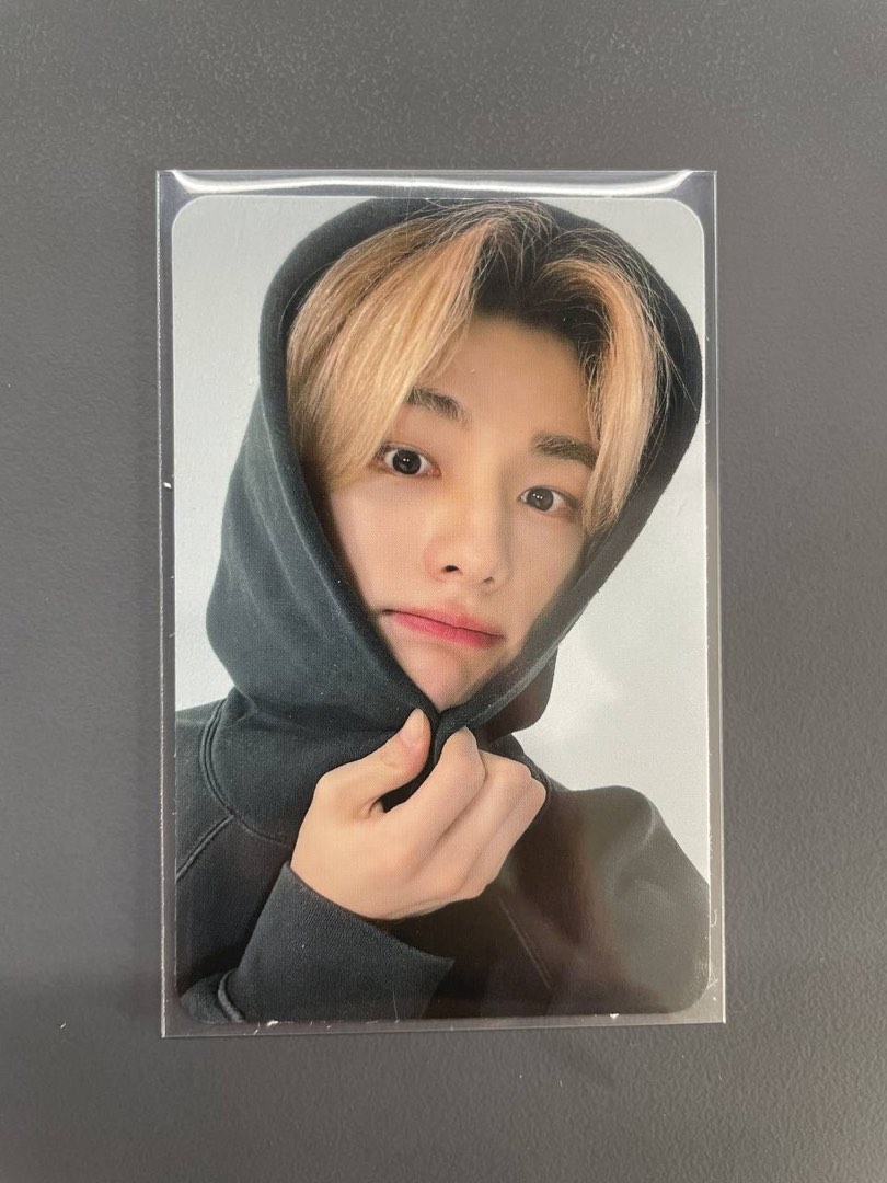 Stray kids hyunjin on sale hoodie