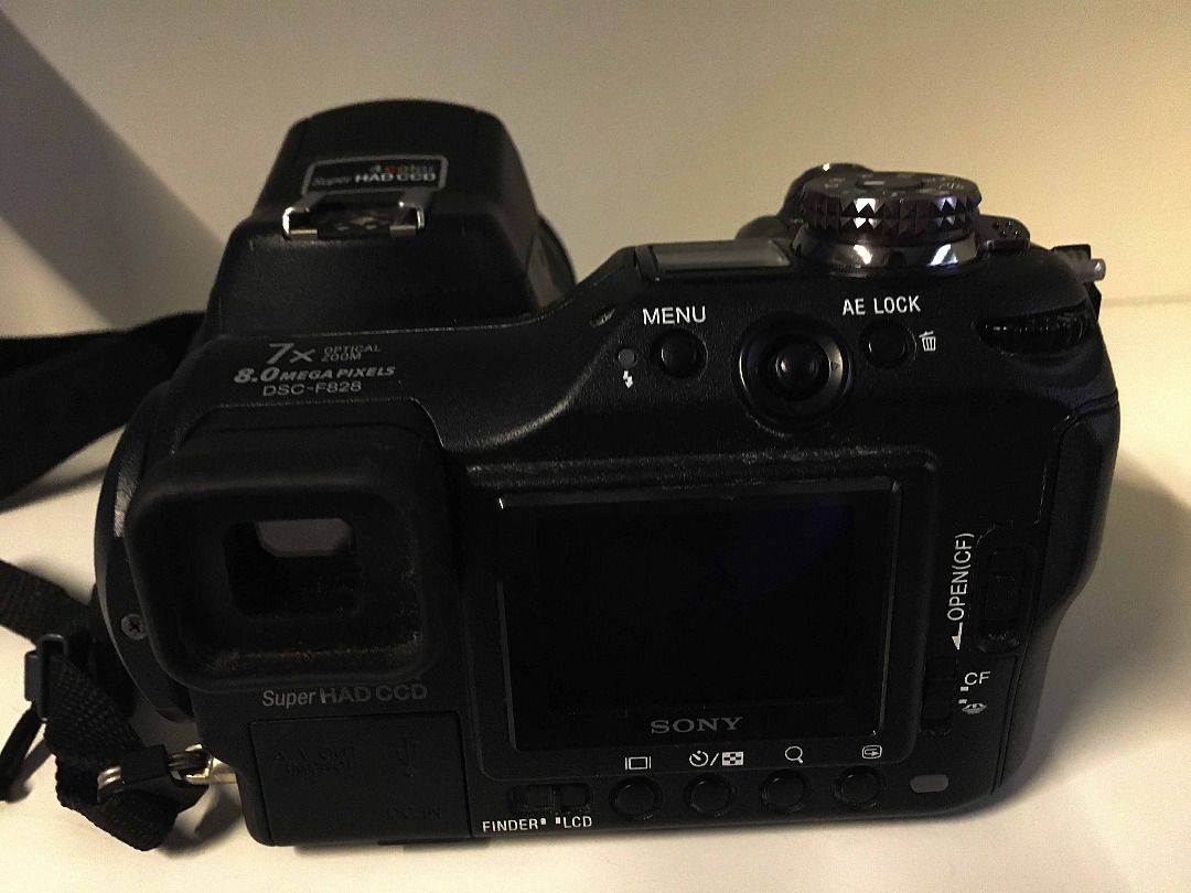 Sony Cybershot DSCF828 Digital Camera & Video Camera, Photography