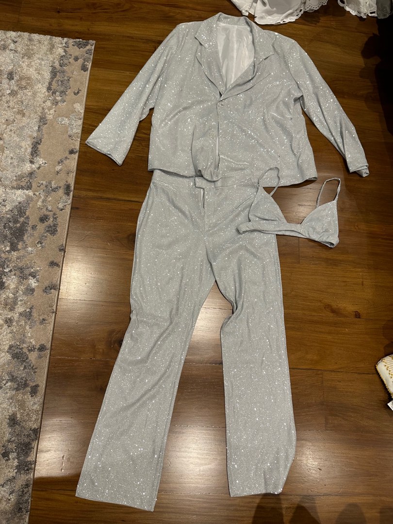 Sparkly silver bralette, pants and blazer set, Women's Fashion, Dresses