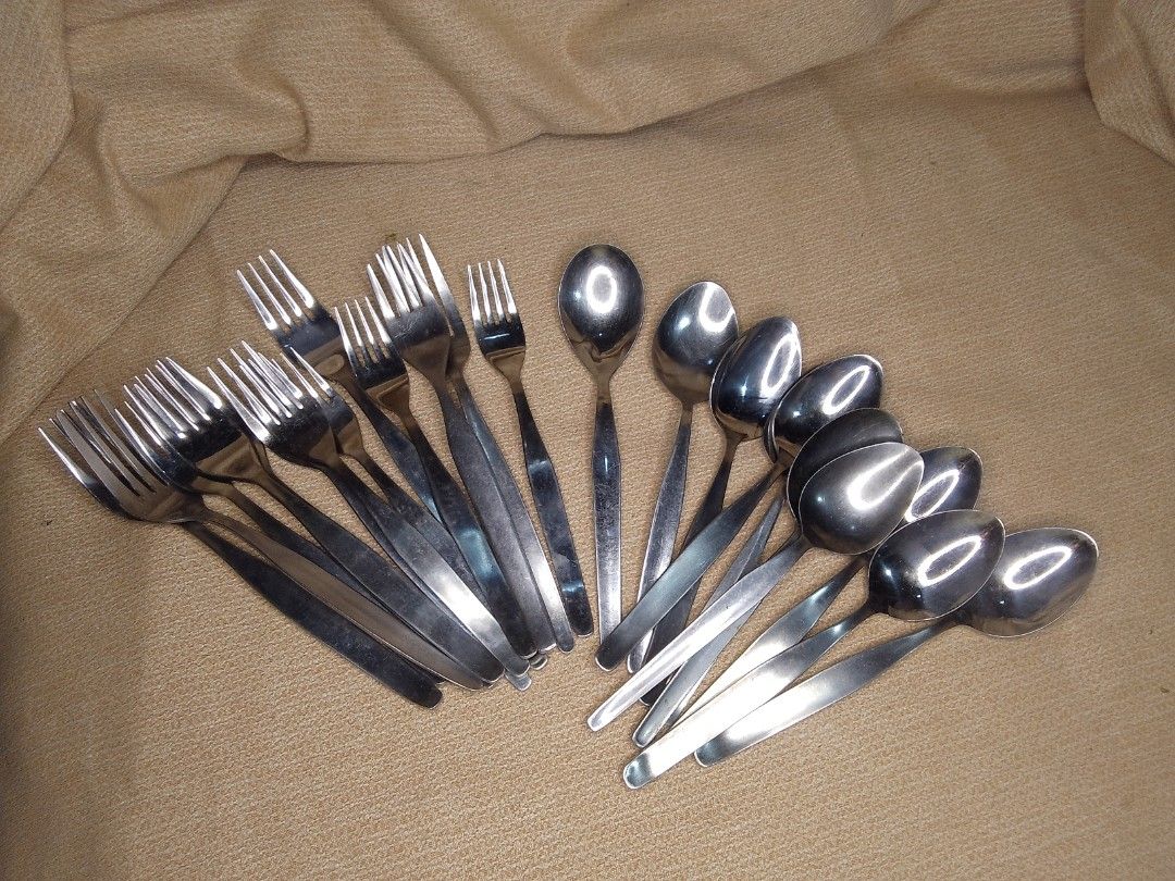 Stainless Steel Spoon and Fork (Category: Dinnerware & Cutlery) located in Manila. Submitted by peebeees (Listing ID 1248078862, Image 3). Description: take all only from UK used items.