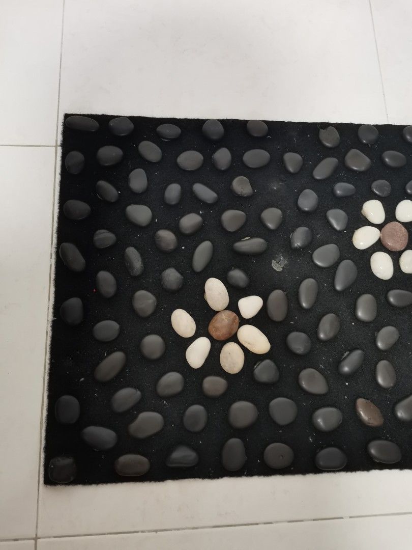 stones for foot reflexology massage while watching tv, Furniture & Home