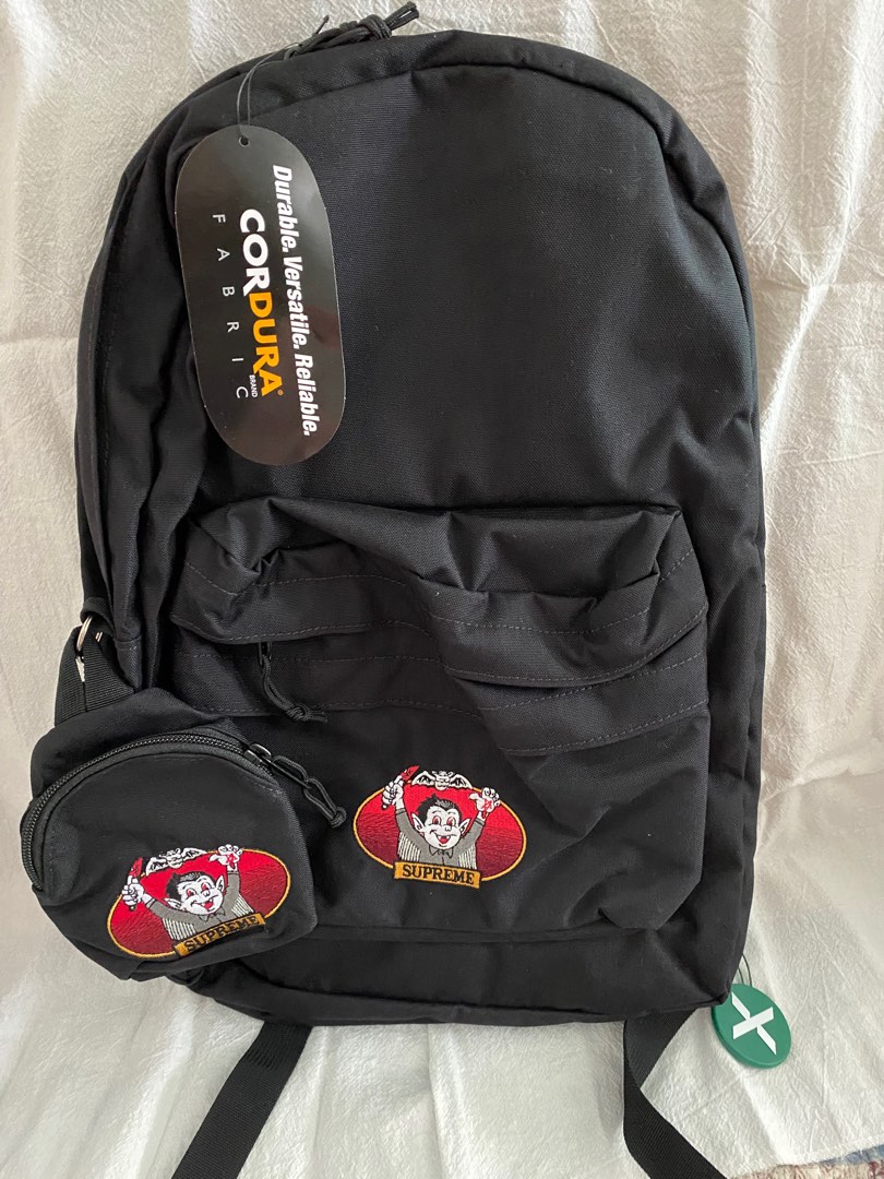 Supreme Vampire Boy Backpack, 名牌, 手袋及銀包- Carousell