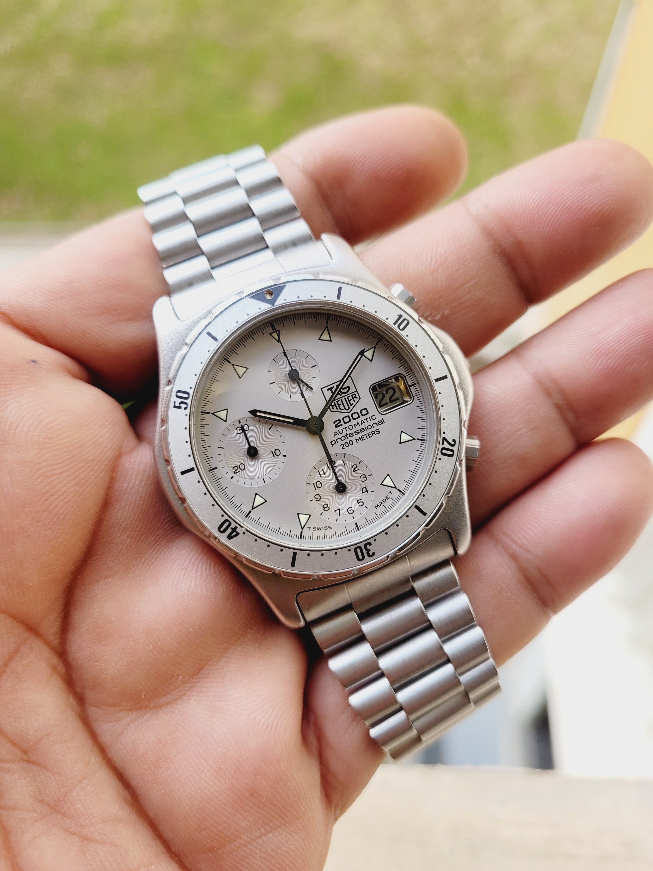 Tag heuer 2000 on sale automatic professional chronograph