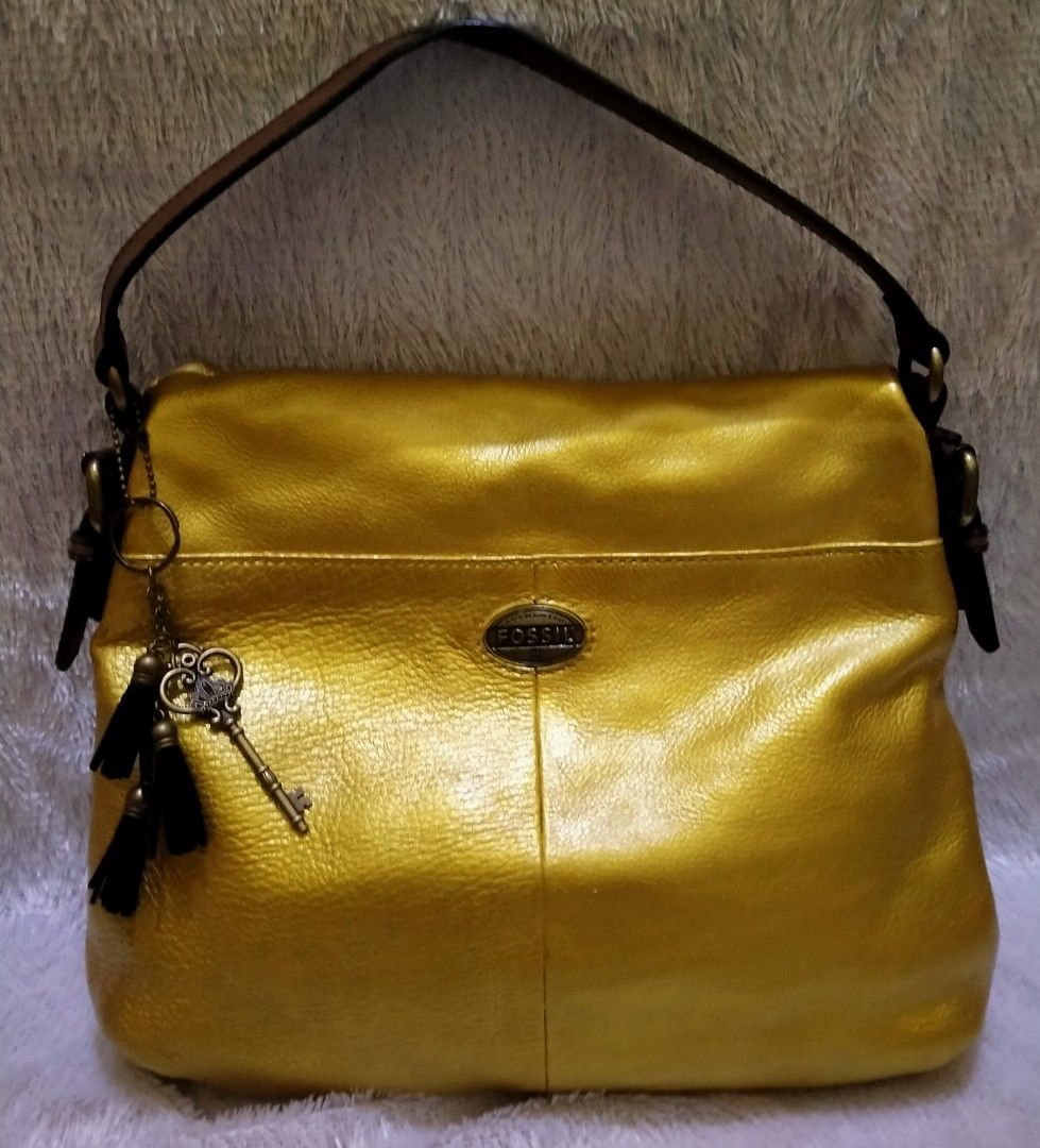 TAS FOSSIL EXPLORER HOBO MANTUL Barang Mewah Tas Dompet di Carousell