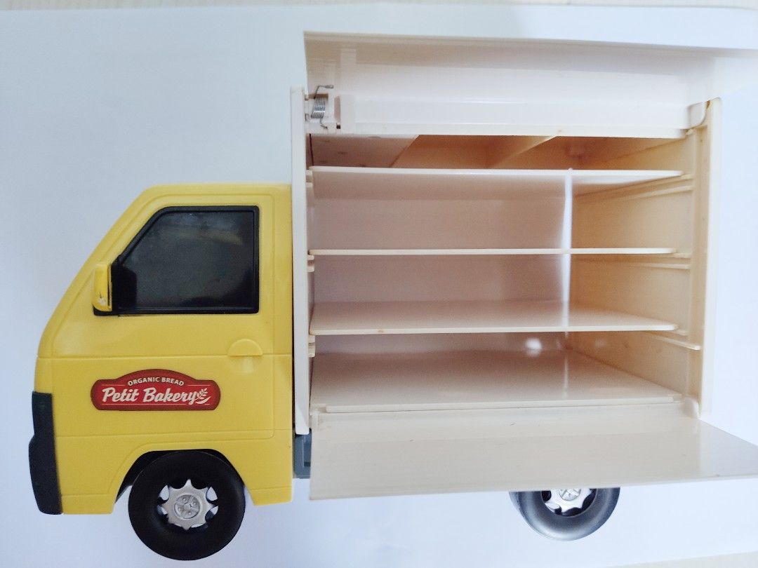 Toy Food Truck, Hobbies & Toys, Toys & Games on Carousell