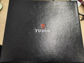 （分類：）位於 。 由 benwatches 提交（商品編號 1247977347，圖片 1）。簡介： 。