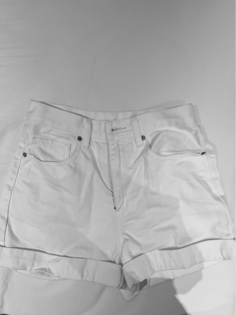 Uniqlo High Rise White Denim Shorts, Women's Fashion, Bottoms, Shorts