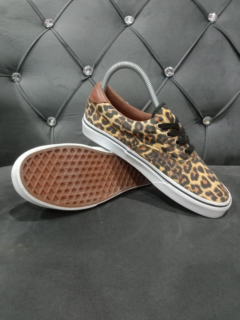 Vans off the online wall leopard